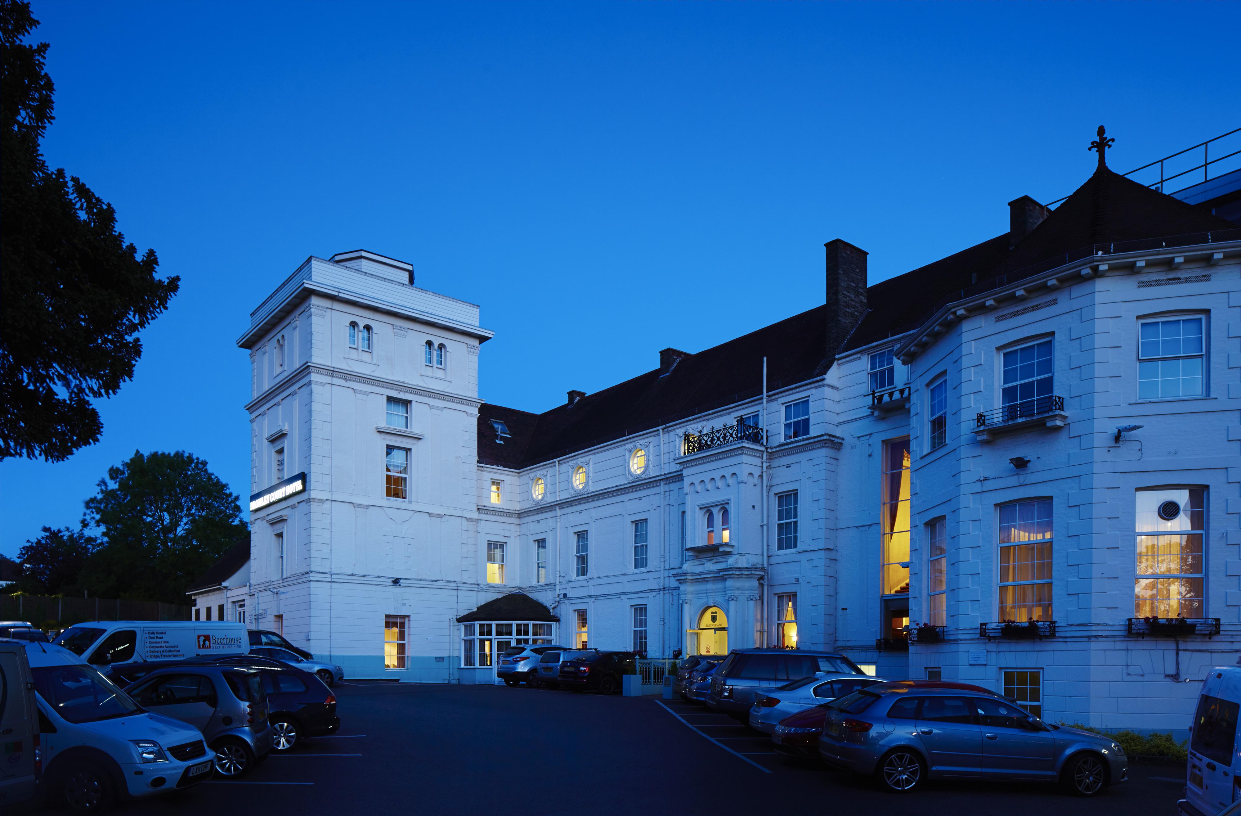 Bromley Court Hotel London Eksteriør bilde
