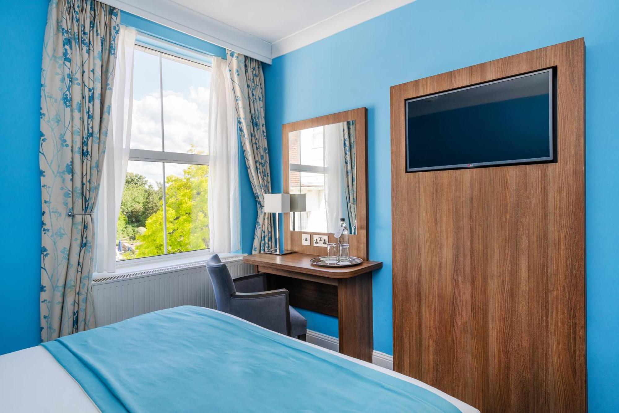 Bromley Court Hotel London Eksteriør bilde