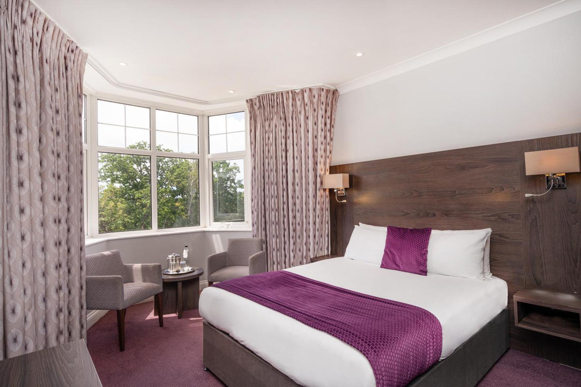 Bromley Court Hotel London Eksteriør bilde