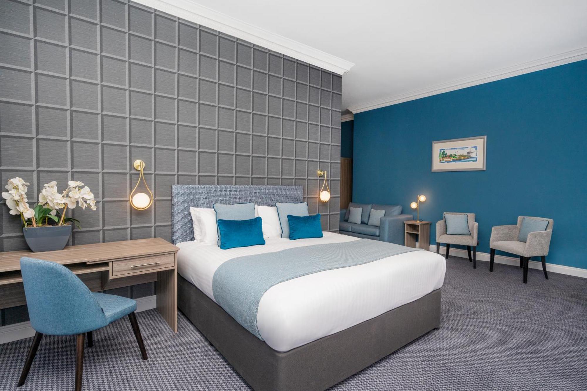 Bromley Court Hotel London Eksteriør bilde