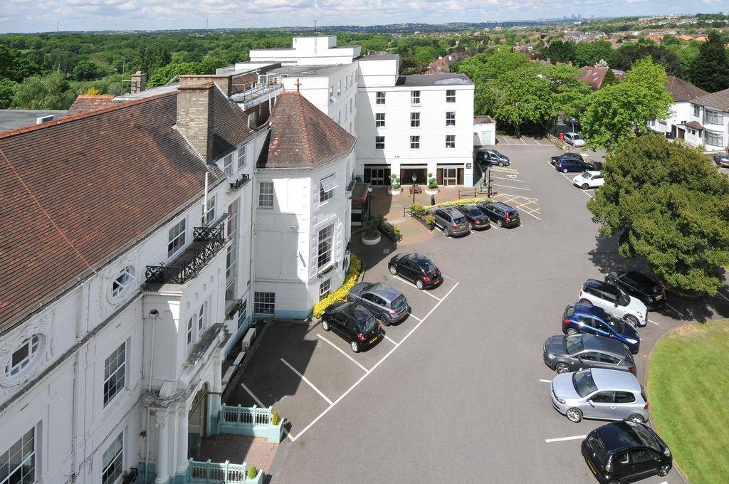 Bromley Court Hotel London Eksteriør bilde